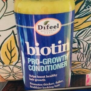 NWOT DiFeel Hair Growth Conditioner